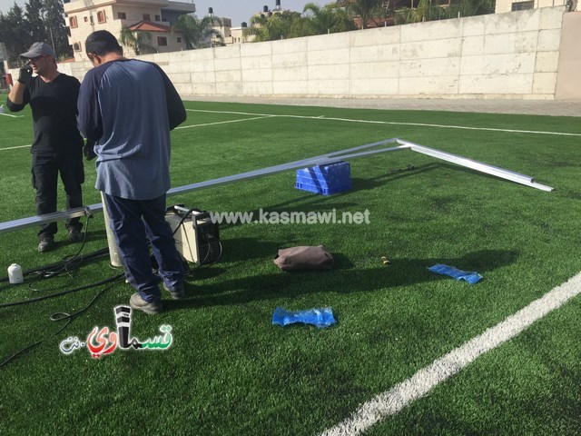     فيديو: تركيب الشباك والبوابات في الملعب الشرقي ورمزي بدير يصرح  مجتمعنا يعشق النقد الاعمى ولا ينظرون الى الانجاز كإنجاز ...  